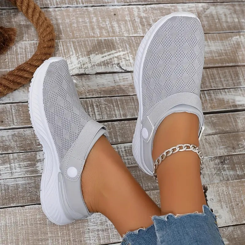 VORA | Slip-On Sandalen