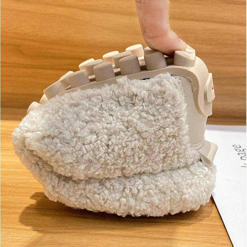 WinterGlam Slipper | Verwöhne deine Füße