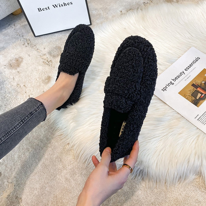 WinterGlam Slipper | Verwöhne deine Füße