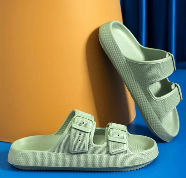 ComfortyGlides 2.0 | Stil und Komfort Hausschuhe 2024